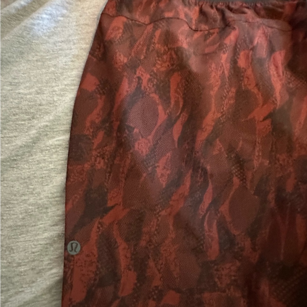 Men’s Lululemon Orange/Red/Grey Shorts XXL